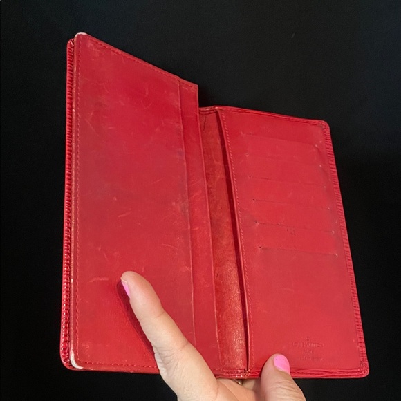 Louis Vuitton CA0995 Classic Red Epi Leather slim Wallet NO COIN SECTION GUC - Picture 14 of 17